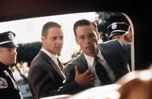 L.A. Confidential : Bild Curtis Hanson, Guy Pearce, Russell Crowe