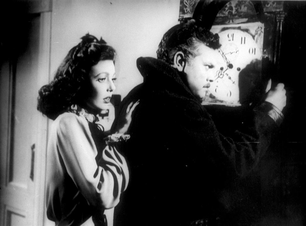 Die Spur des Fremden : Bild Loretta Young, Orson Welles