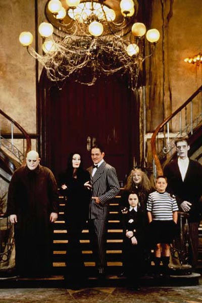 Die Addams Family : Bild Judith Malina, Carel Struycken, Christopher Lloyd, Jimmy Workman, Raúl Julia, Anjelica Huston, Christina Ricci