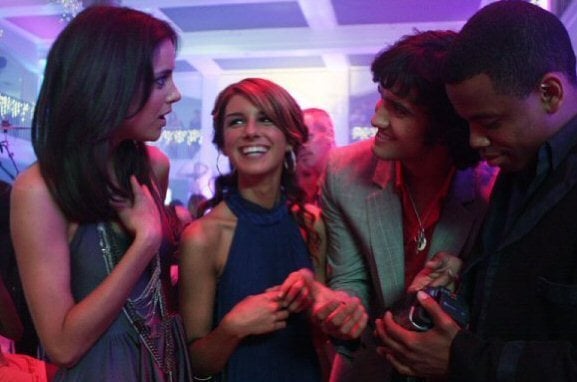 Bild Tristan Mack Wilds, Jessica Stroup, Shenae Grimes-Beech, Michael Steger