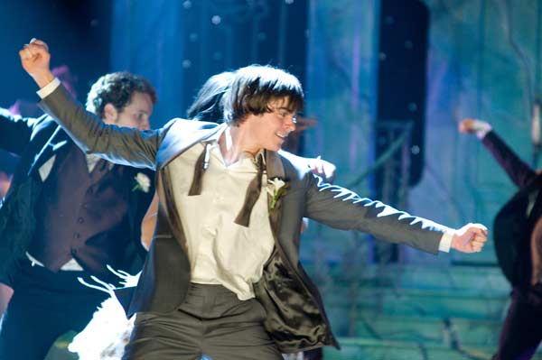 High School Musical 3 : Bild Kenny Ortega, Zac Efron