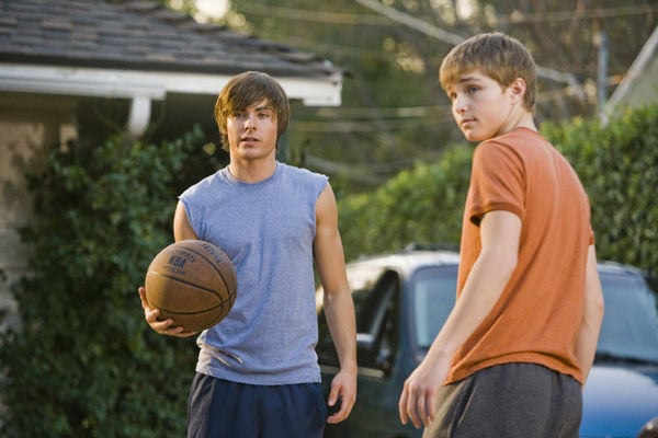 17 Again - Back to High School : Bild Burr Steers, Zac Efron, Sterling Knight