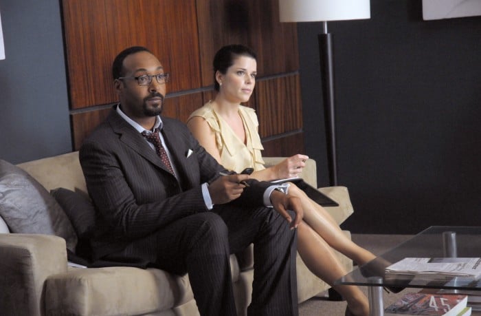 Bild Neve Campbell, Jesse L. Martin