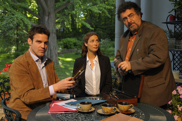 Bild Saul Rubinek, Eddie McClintock, Joanne Kelly