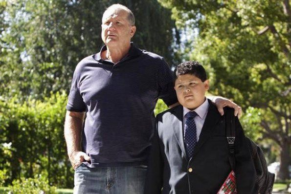 Modern Family : Bild Ed O'Neill, Rico Rodriguez