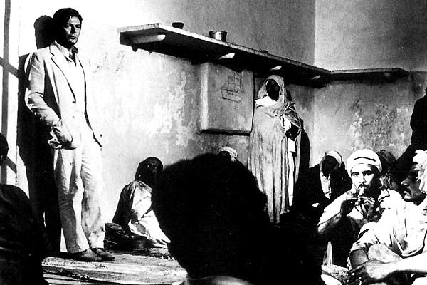 Der Fremde : Bild Marcello Mastroianni, Luchino Visconti