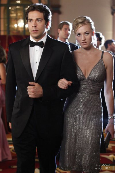 Bild Zachary Levi, Yvonne Strahovski