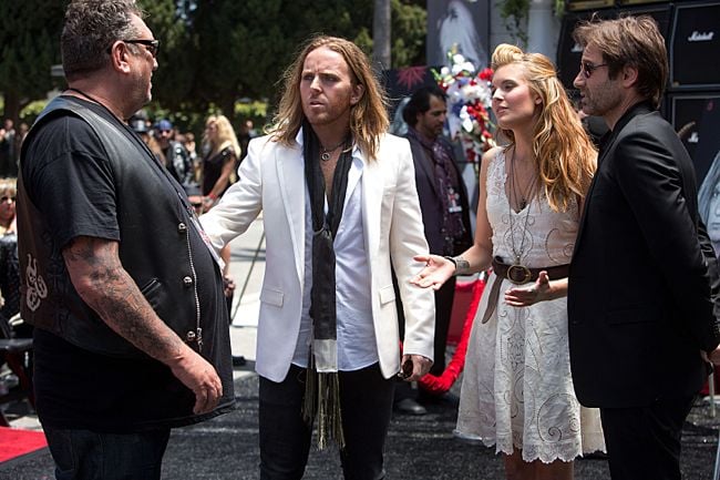 Californication : Bild Steve Jones, Tim Minchin, Maggie Grace, David Duchovny