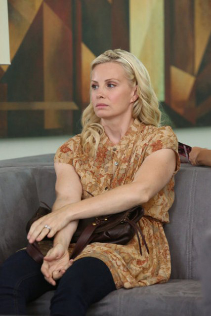 Parenthood (2010) : Bild Monica Potter