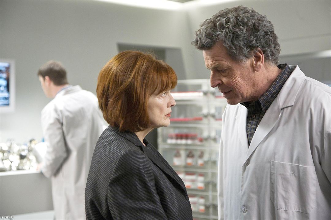 Bild Blair Brown, John Noble