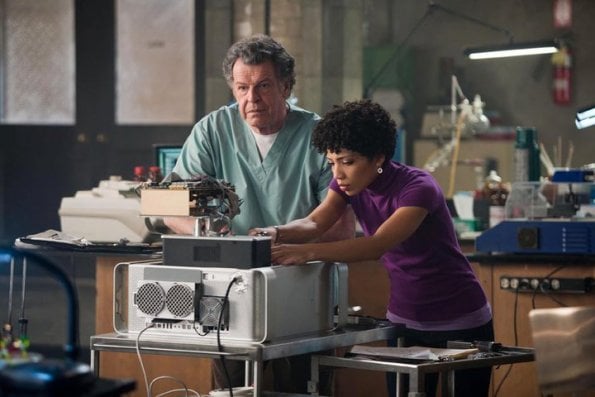 Fringe - Grenzfälle des FBI : Bild Jasika Nicole, John Noble