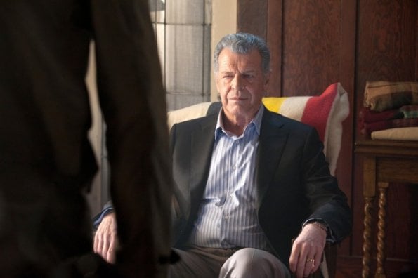 Fringe - Grenzfälle des FBI : Bild John Noble