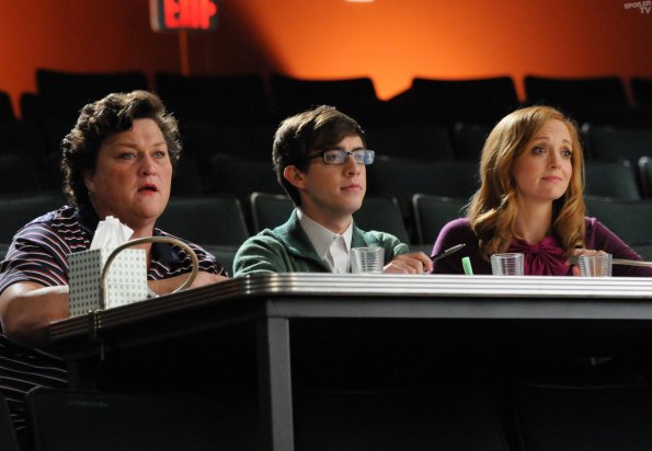 Glee : Bild Kevin McHale, Jayma Mays, Dot Jones