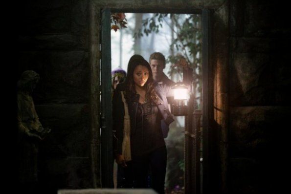 Vampire Diaries : Bild Kat Graham