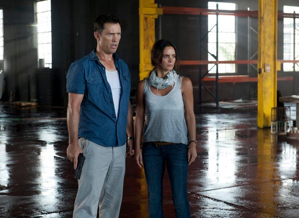 Burn Notice : Bild Jeffrey Donovan, Gabrielle Anwar