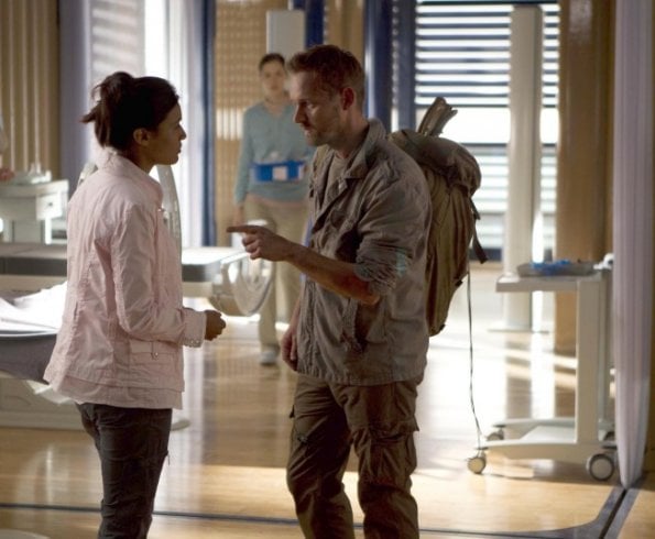 Terra Nova : Bild Shelley Conn, Rod Hallett