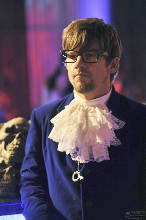 Happy Endings : Bild Zachary Knighton