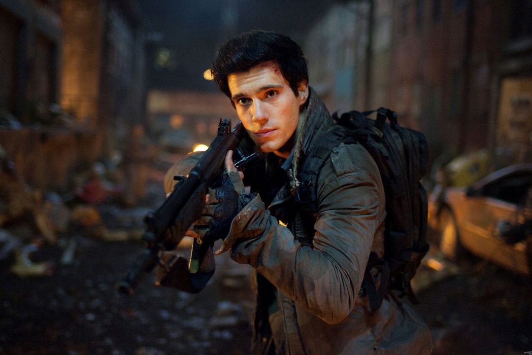 Falling Skies : Bild Drew Roy