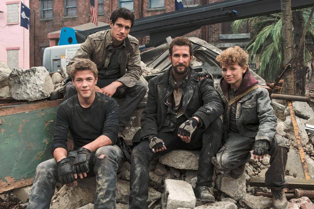 Falling Skies : Bild Connor Jessup, Drew Roy, Noah Wyle, Maxim Knight