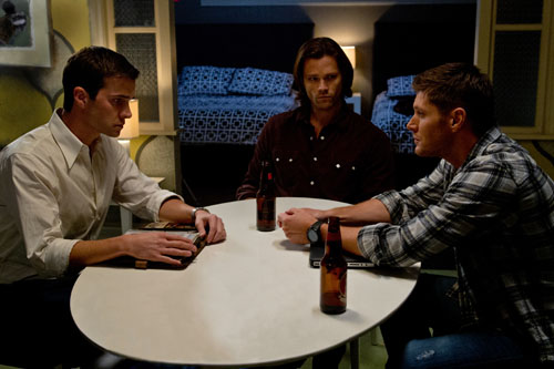 Supernatural : Bild Jared Padalecki, Jensen Ackles, Gil McKinney