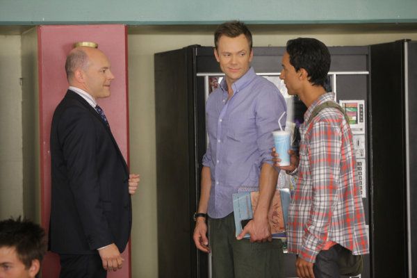Bild Rob Corddry, Joel McHale, Danny Pudi