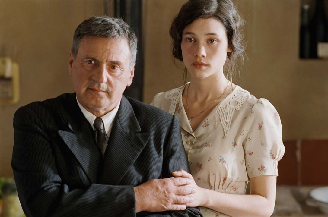 The Well Digger's Daughter : Bild Astrid Bergès-Frisbey, Daniel Auteuil