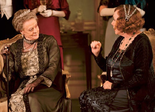 Downton Abbey : Bild Shirley MacLaine, Maggie Smith