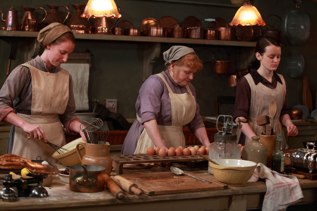 Downton Abbey : Bild Joanne Froggatt, Lesley Nicol, Sophie McShera