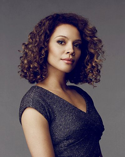 Bild Carmen Ejogo