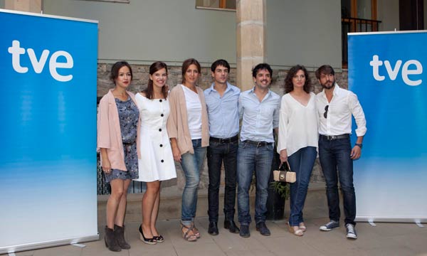 Bild Verónica Sánchez, Alejo Sauras, Félix Gómez, Lucía Jiménez, Marta Belaustegui, Raul Peña