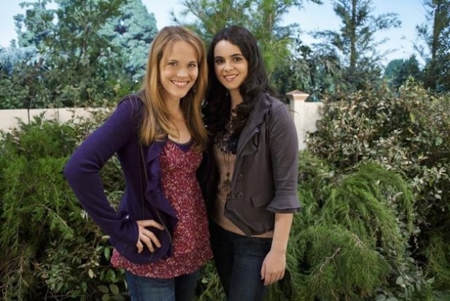 Bild Vanessa Marano, Katie Leclerc