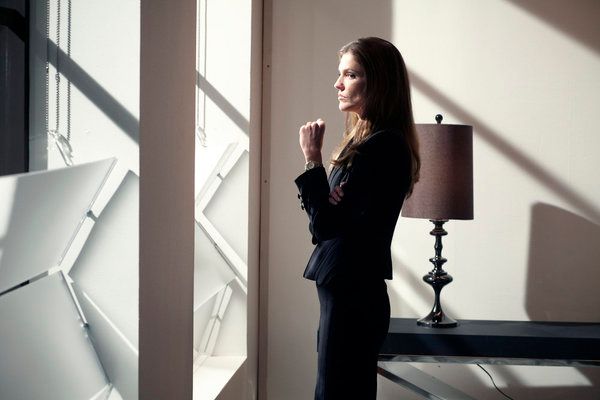 Die Firma : Bild Tricia Helfer