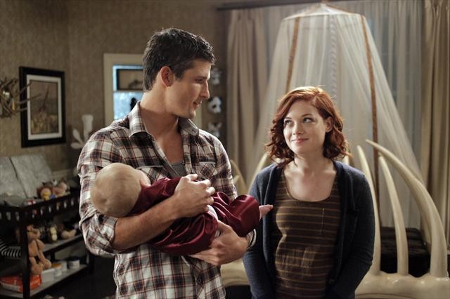 Suburgatory : Bild Jane Levy, Parker Young