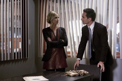 Ringer : Bild Sarah Michelle Gellar, Néstor Carbonell