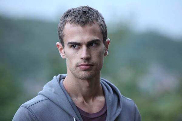 Bild Theo James