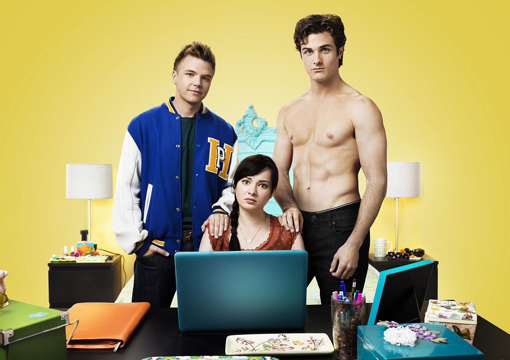 Bild Ashley Rickards, Beau Mirchoff, Brett Davern