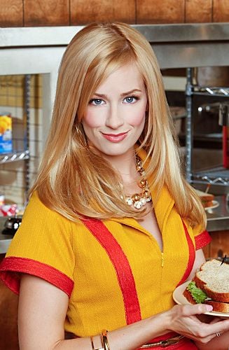 2 Broke Girls : Bild Beth Behrs