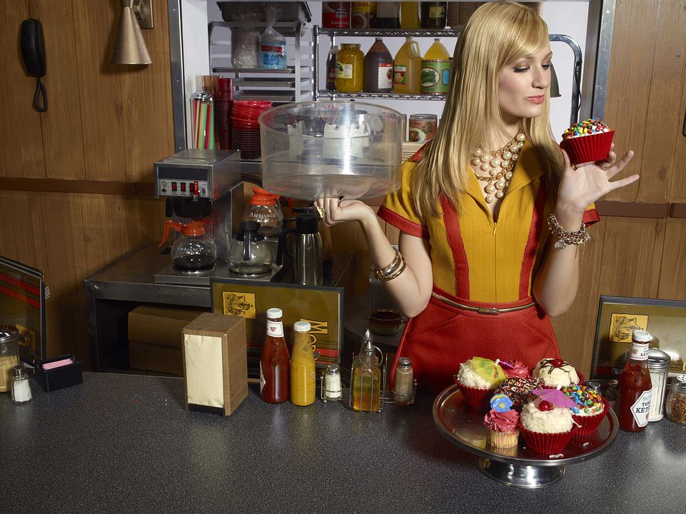 2 Broke Girls : Bild Beth Behrs