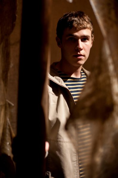 Bild Iain De Caestecker