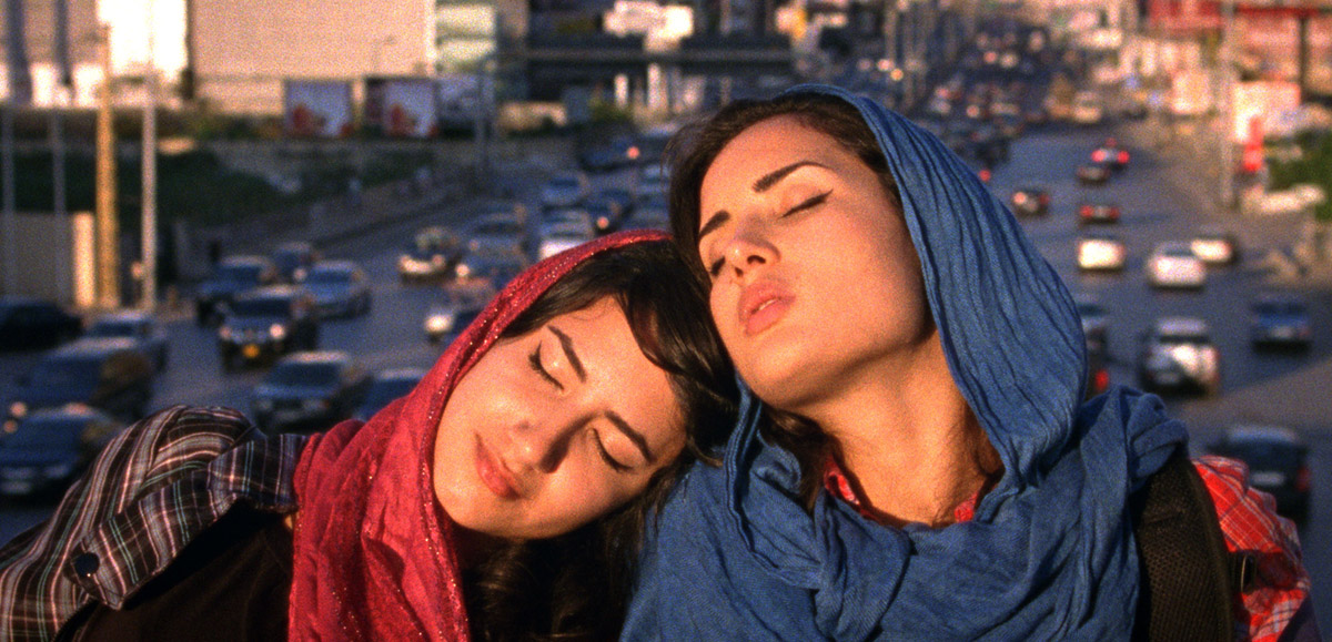 Sharayet - Eine Liebe in Teheran : Bild Sarah Kazemy, Nikohl Boosheri, Maryam Keshavarz