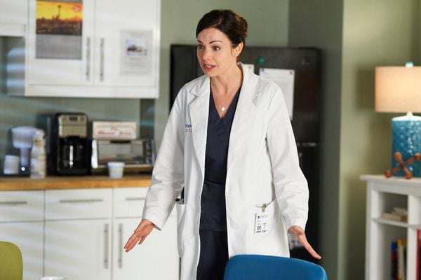 Saving Hope : Bild Erica Durance