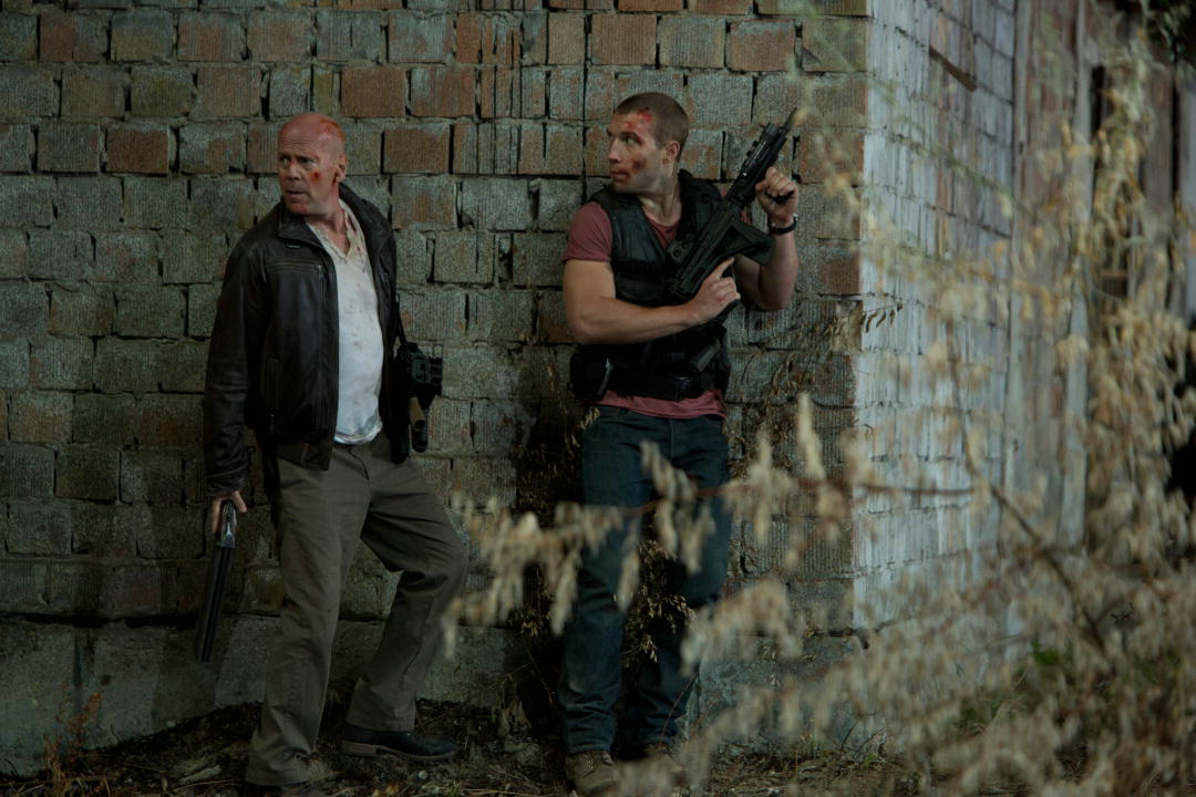 Stirb langsam 5 - Ein guter Tag zum Sterben : Bild Jai Courtney, Bruce Willis