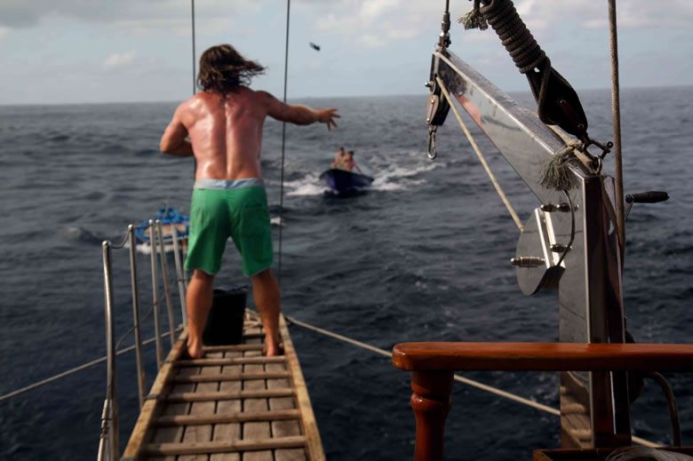 Caught Inside : Bild