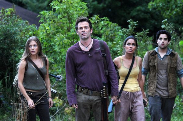 Revolution (2012) : Bild Paras Patel, Daniella Alonso, Tracy Spiridakos, Billy Burke