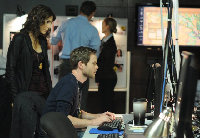 The Following : Bild Shawn Ashmore, Annie Parisse