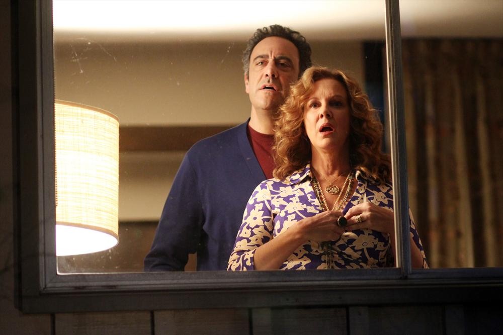 How To Live With Your Parents (For The Rest of Your Life) : Bild Brad Garrett, Elizabeth Perkins
