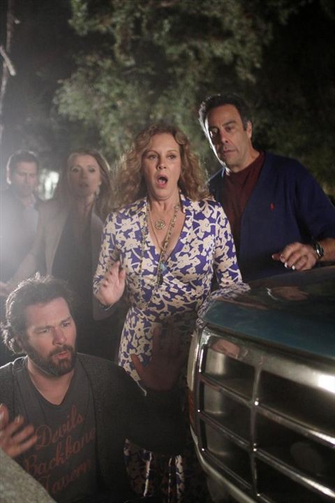 How To Live With Your Parents (For The Rest of Your Life) : Bild Brad Garrett, Elizabeth Perkins, Jon Dore