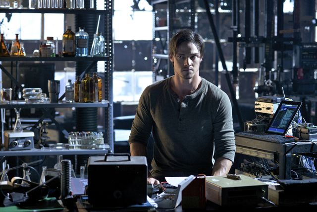 Beauty and The Beast (2012) : Bild Jay Ryan (III)