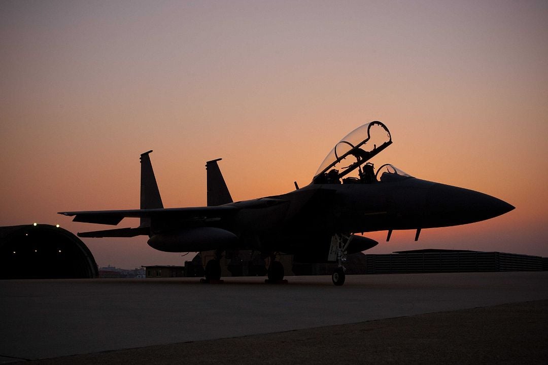 Into the Sun - Kampf über den Wolken : Bild