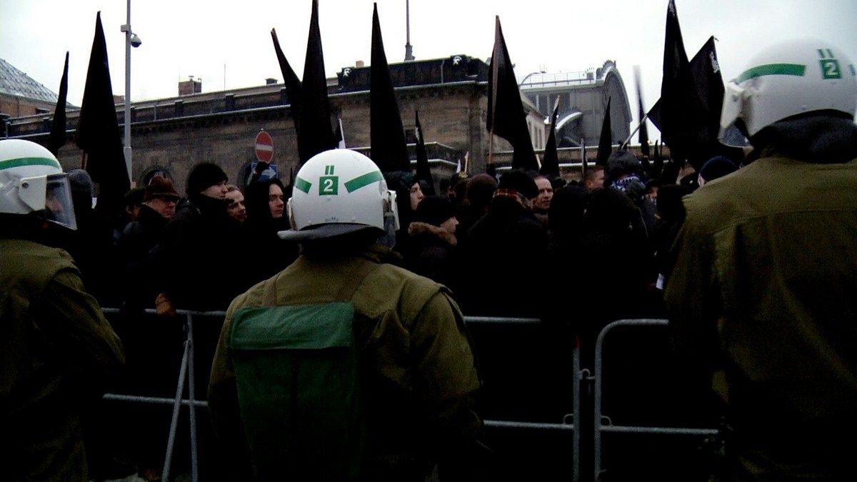 Heino Jaeger - look before you kuck : Bild